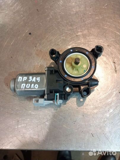 Мотор стеклоподъемника VW Polo