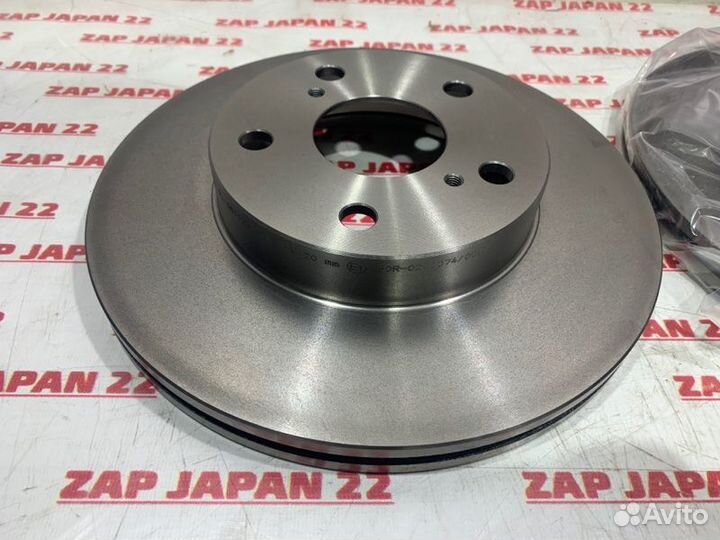 Тормозной диск Toyota Town Ace Noah SR50