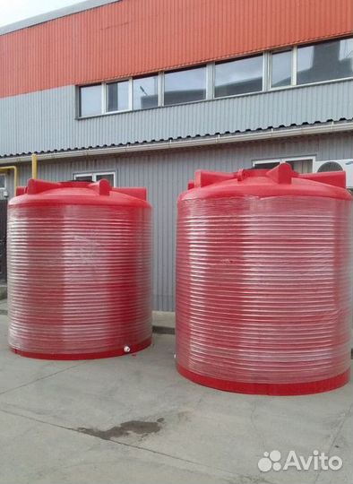 Пластиковая емкость на 10000 литров