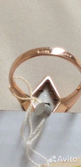 Колечко с бриллиантами,изумрудом, новейшее, 583 пр