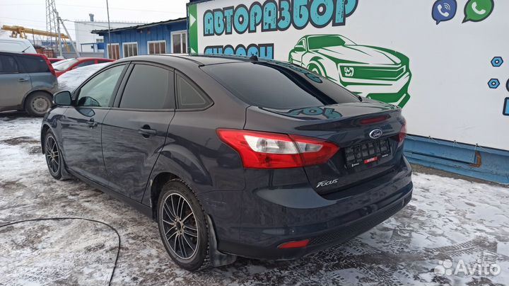 Пружина крышки багажника Ford Focus 3 2013 1720847