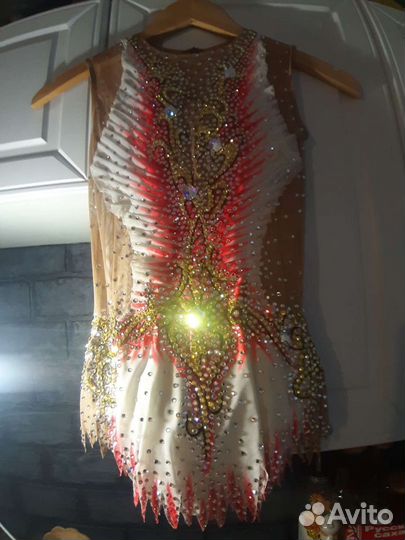 Купальник для художественной гимнастики 140