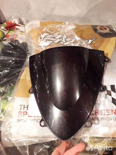 Стекло honda CBR 1000 RR 2008