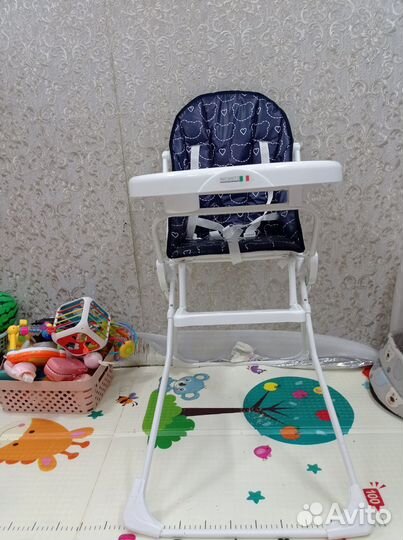 Стульчик для кормления в идеальном состоянии