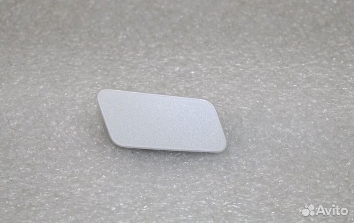 Lexus LX Крышка омывателя фары правая 2015-2021