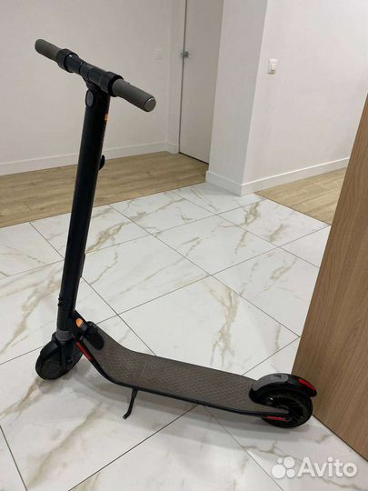 Электросамокат ninebot es1