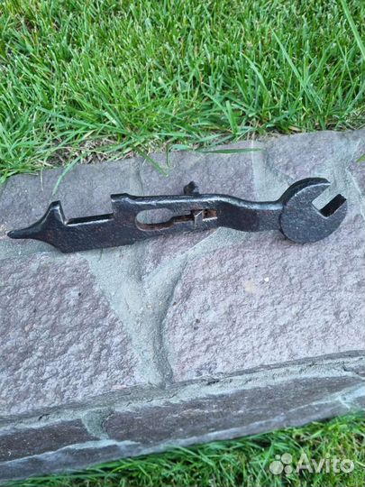 Ключ для подков немецкий