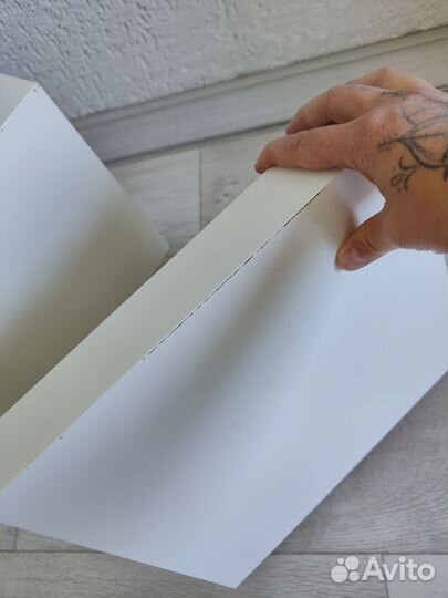 Полка навесная IKEA со скрытым креплением