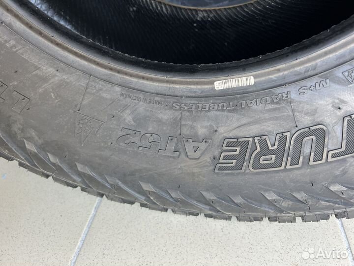 Kumho Road Venture AT52 315/70 R17