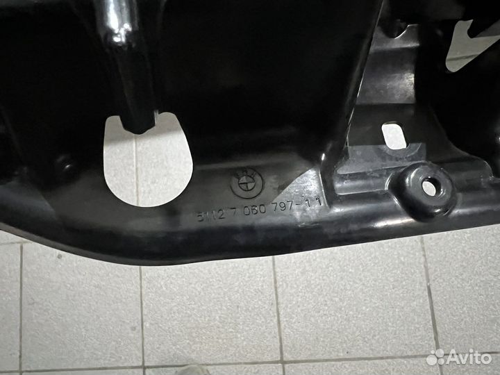 Крепление заднего бампера BMW E61