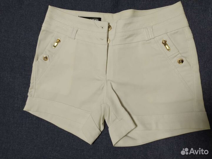 Шорты белые
