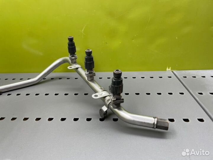 Топливная рампа Mercedes-Benz E-Class W210 M112