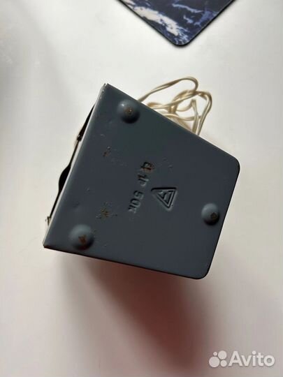 Красный фонарь для фотопечати