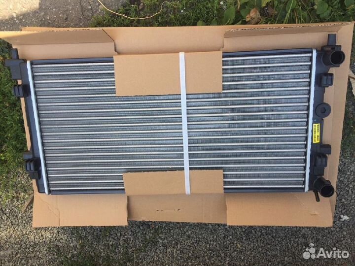 Радиатор на ваз 2108.2109.2114.2115 новый и другие