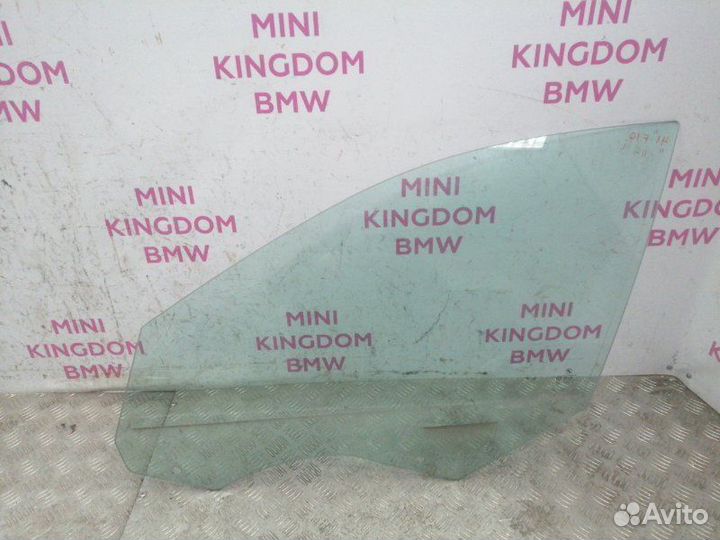 Стекло переднее левое Bmw 5-Series F10 N52B25 2011