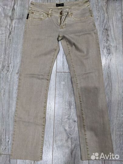 Джинсы,размер 42