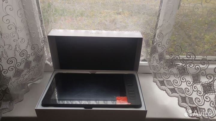 Графический планшет с монитором