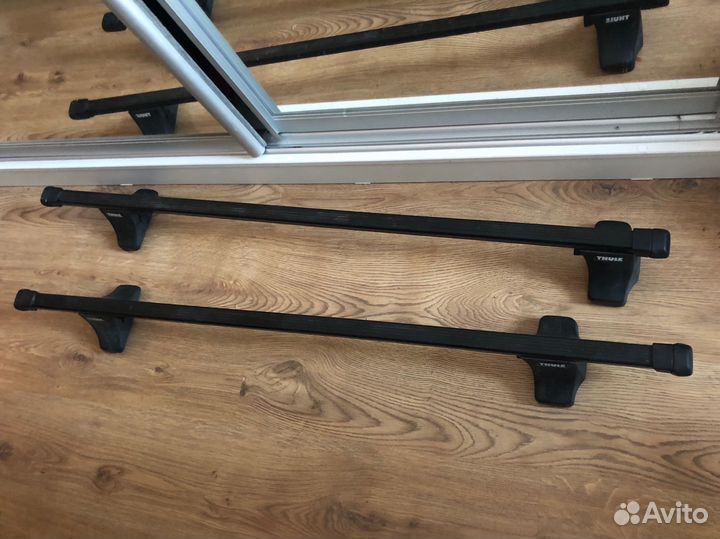 Крепление на крышу авто thule