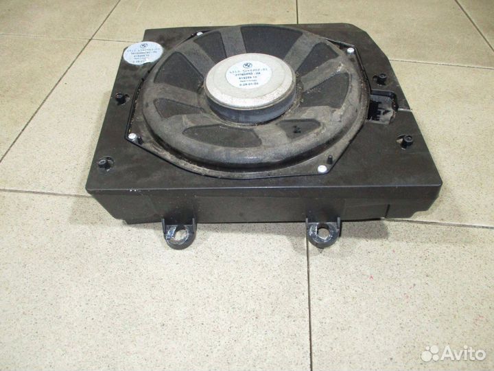 Сабвуфер BMW X3 (E83)