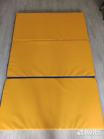 Мат гимнастический складной
