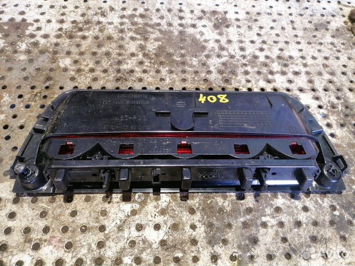 Стоп сигнал (дополнительный) Peugeot 408