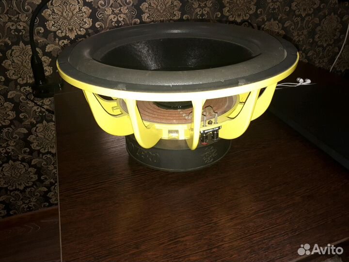 Сабвуфер Graund zero