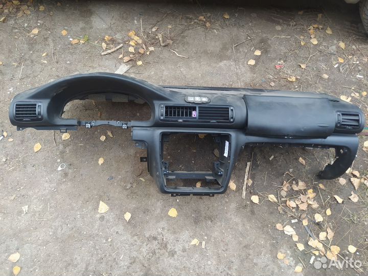 Торпеда верхняя часть Рено Сценик 1