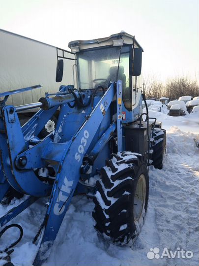 Фронтальный погрузчик СТК S930, 2015