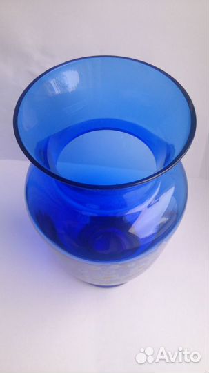Ваза - синее стекло (с рисунком)