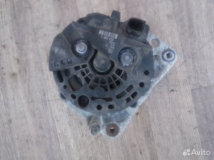 Генератор №99 Skoda Octavia Tour 1.6 2009