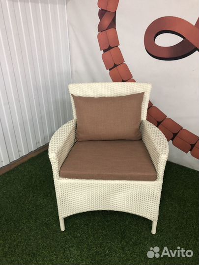 Кофейный комплект из ротанга