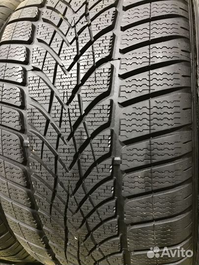 Dunlop SP Winter Sport 4D 285/30 R21