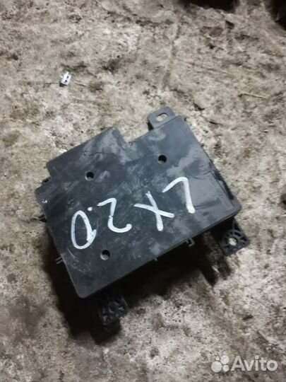 Блок предохранителей mitsubishi lancer x l8637002a