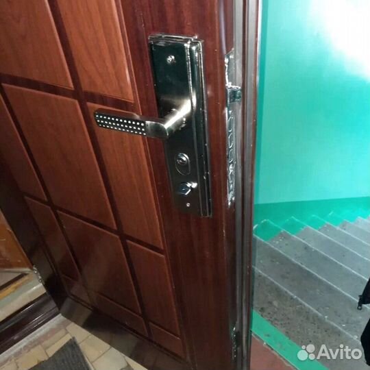 Вскрытие замков. Вскрытие дверей. Замена замков