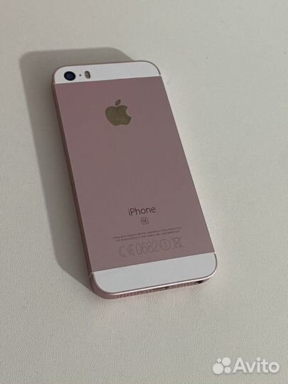 iPhone SE, 32 ГБ