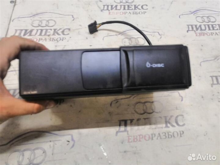 CD-чейнджер VW Passat (B6) 2005-2010