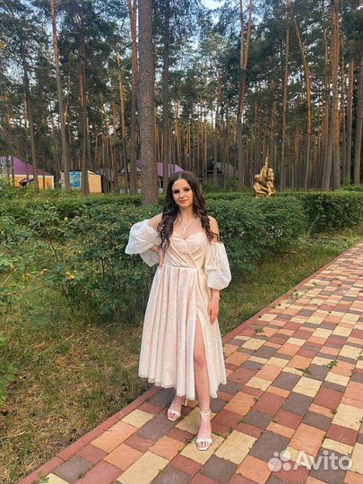 Вечернее платье