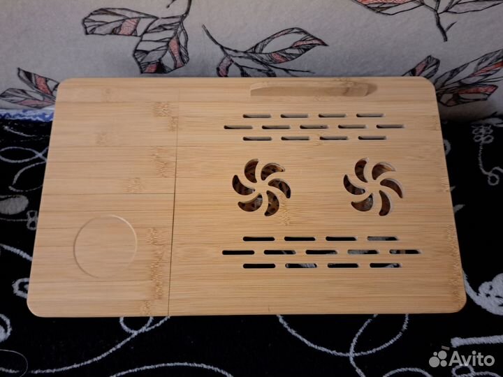 Для ноутбука стол регулируемый по высоте