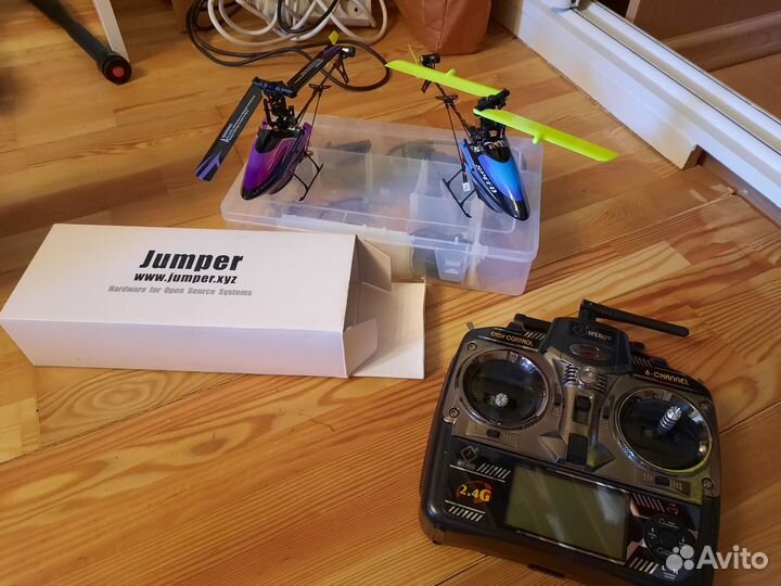 Продаю пару крутых вертолётов на радиоуправлении