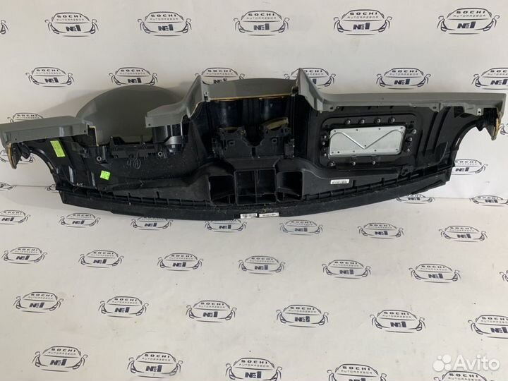 Панель Серая Mercedes Benz ML w164