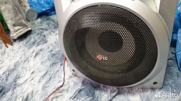 Колонки от музыкального центра LG LMS-K2530V