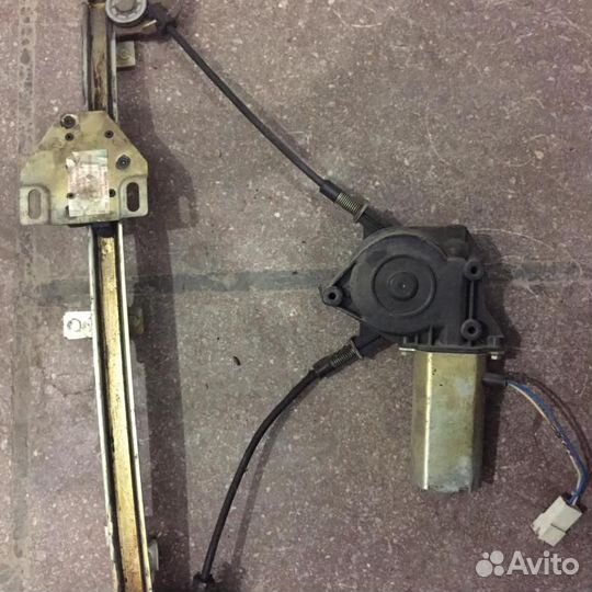 Стеклоподъёмник ваз 2114