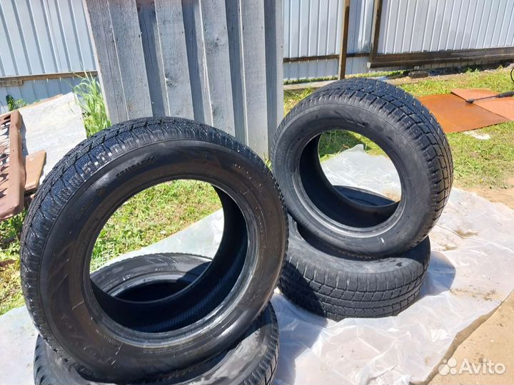 Armstrong ATH11 6/4.5 R18