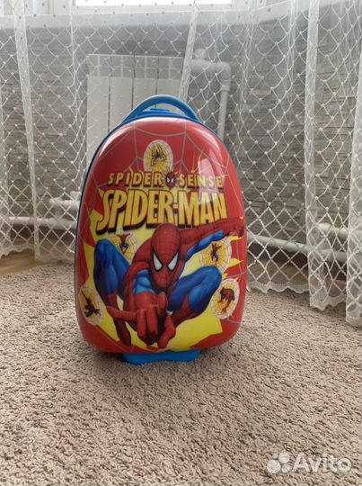 Человек-паук чемодан
