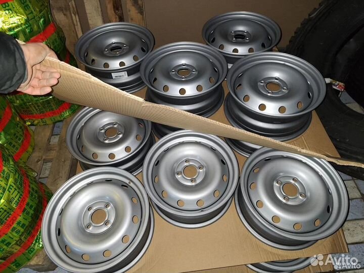 Диск лада Vesta R15 штамп