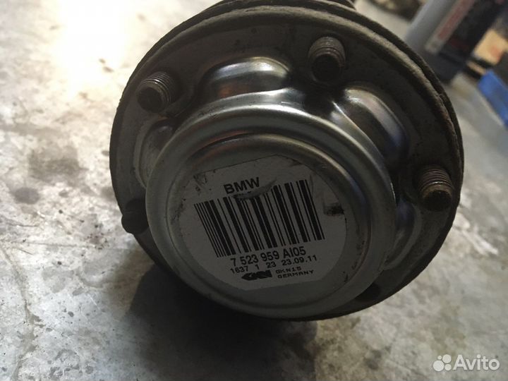 33217523959 Привод (шрус) задний бмв Е90 (BMW E90)