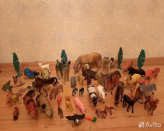 Детские игрушки (мир животных)