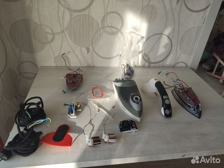 Утюг Bork i603, i600 по запчастям