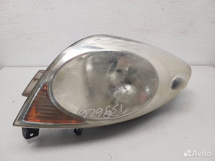 Фара (передняя) Nissan Note E11, 2007