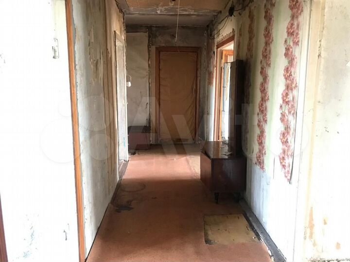 4-к. квартира, 68 м², 1/1 эт.